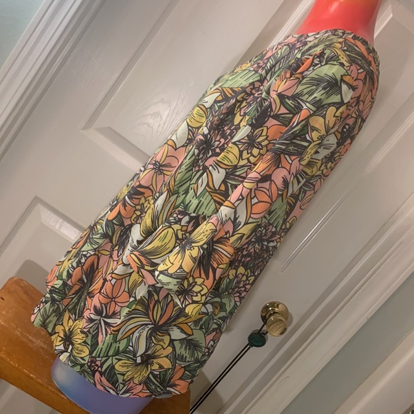 BAKU Fun Floral Top - Picture 6 of 14